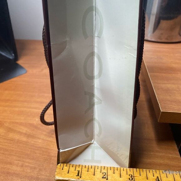 Coach small white shopping bag red lining brown string strap - Picture 6 of 8